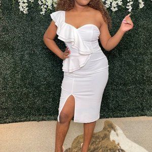 Soft Spot Ruffles White Dress